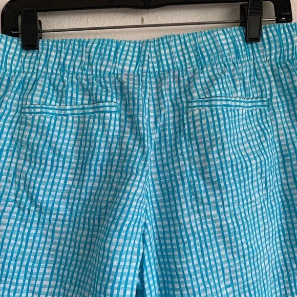 Lilly Pulitzer Lagoon 100% Linen Seabreeze
Blue Along The Same Line Shorts (S) - Picture 6 of 10